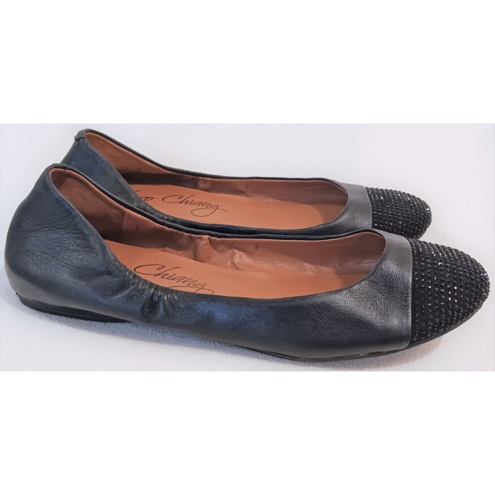 Black leather cap toe rhinestones Arturo Chiang ballet flats 7.5 M "Callianna"